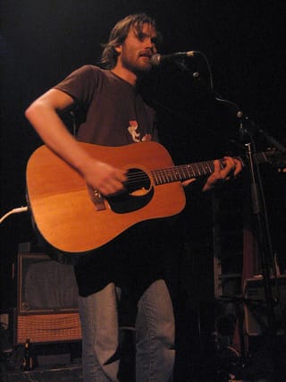 Brian Borcherdt performing in Montreal in 2005