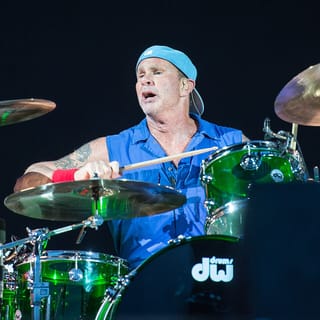 Chad Smith playing drums with Red Hot Chili Peppers at Rock im Park in 2016